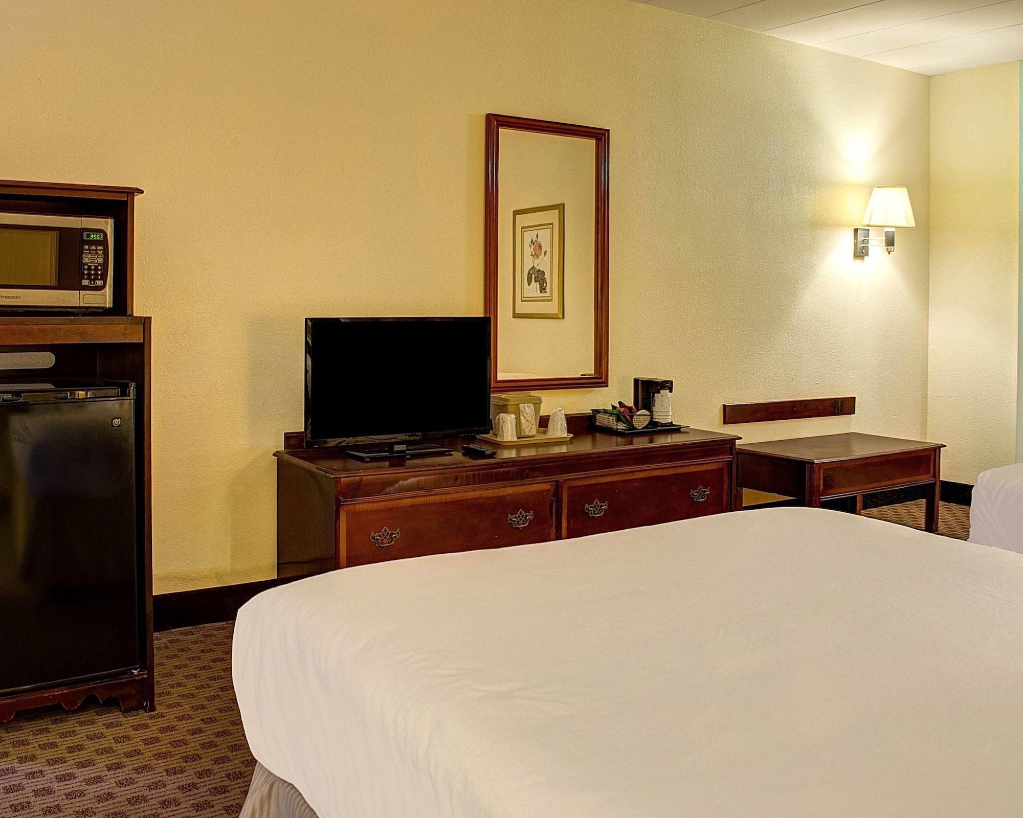 Quality Inn North Yellow Tavern Εξωτερικό φωτογραφία