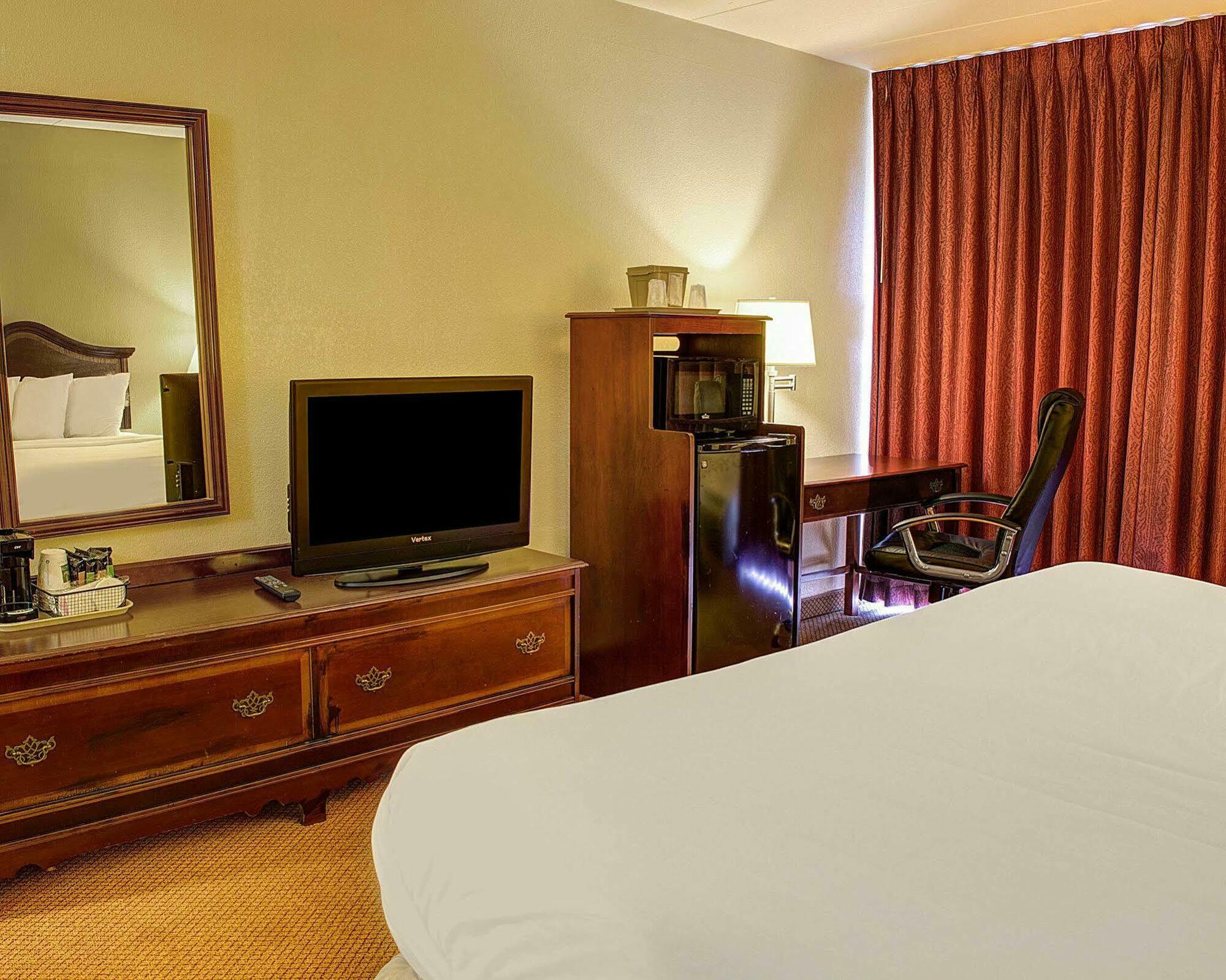 Quality Inn North Yellow Tavern Εξωτερικό φωτογραφία