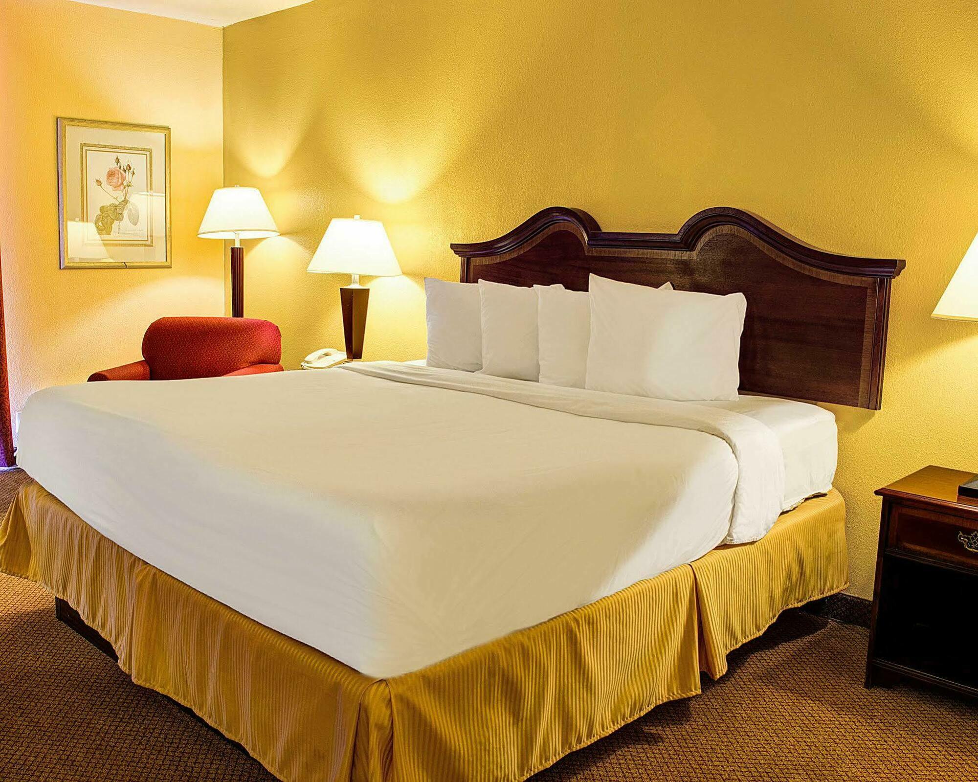 Quality Inn North Yellow Tavern Εξωτερικό φωτογραφία